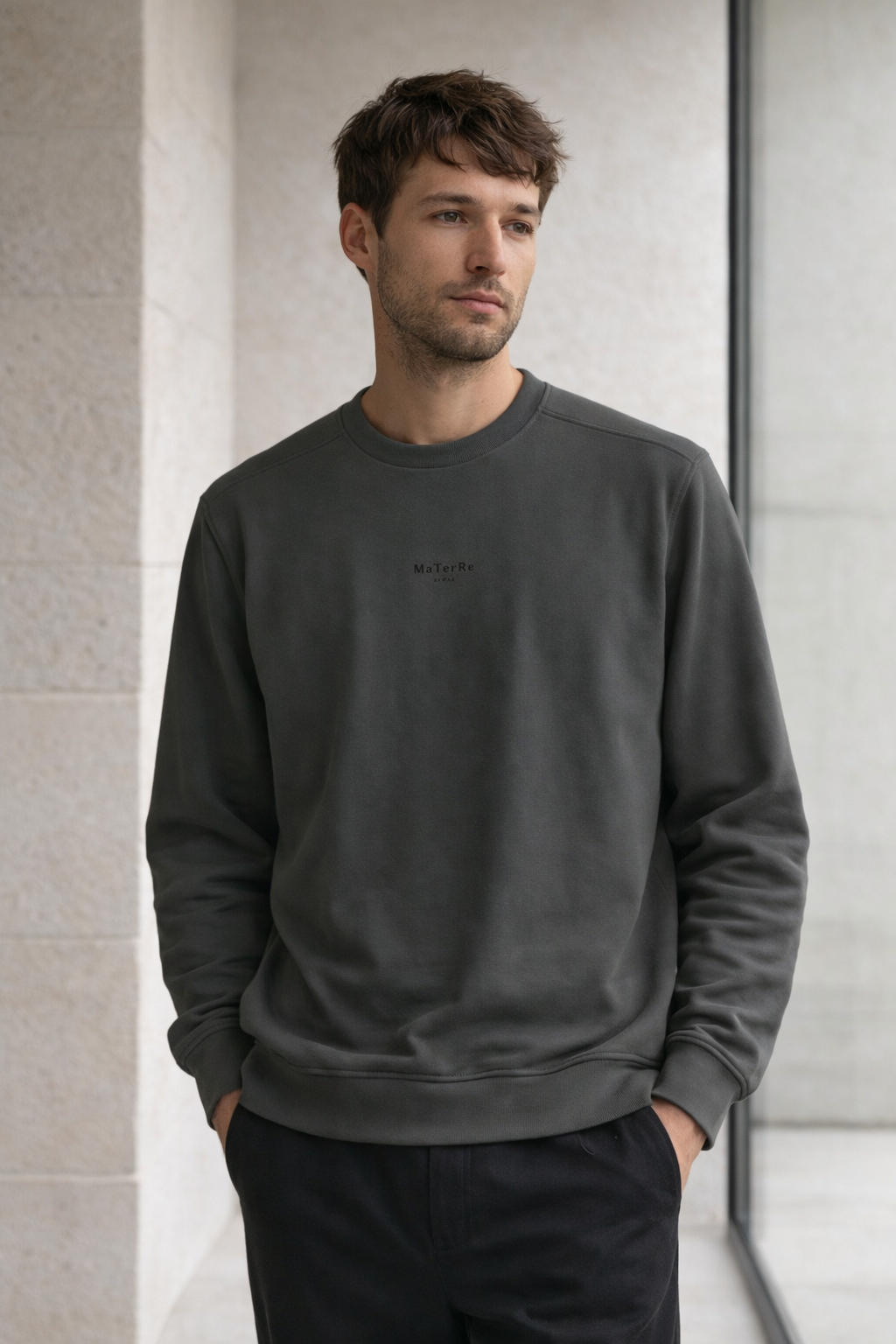 Classic Pepper Sweater Unisex Main image